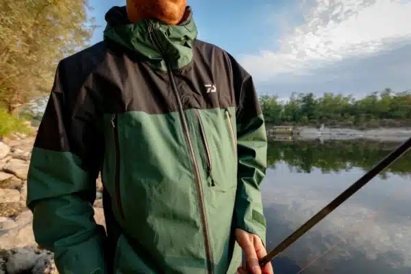 Daiwa Komplet Przeciwdeszczowy GORE-TEX Versatile Rain Suit Black DR-1926E - obrazek 8